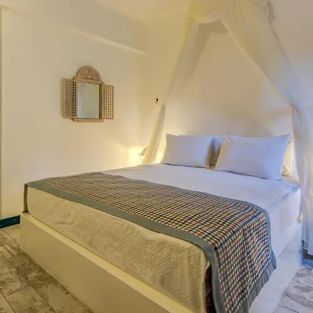 蒙塔佛得酒店及别墅 3*