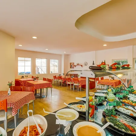 酒店 蒙塔佛得酒店及别墅 3*