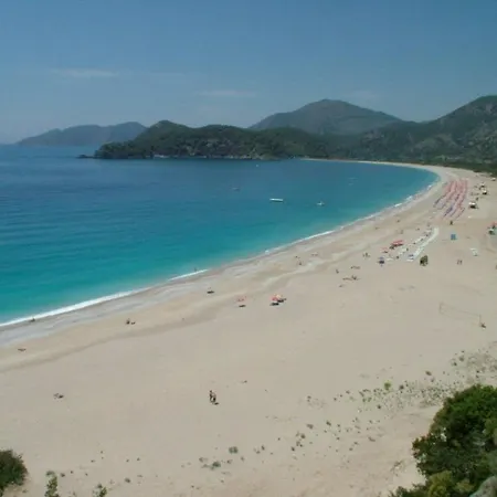 蒙塔佛得酒店及别墅 酒店