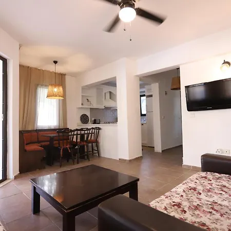 Monta & Otel Ölüdeniz