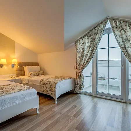 Otel Monta &